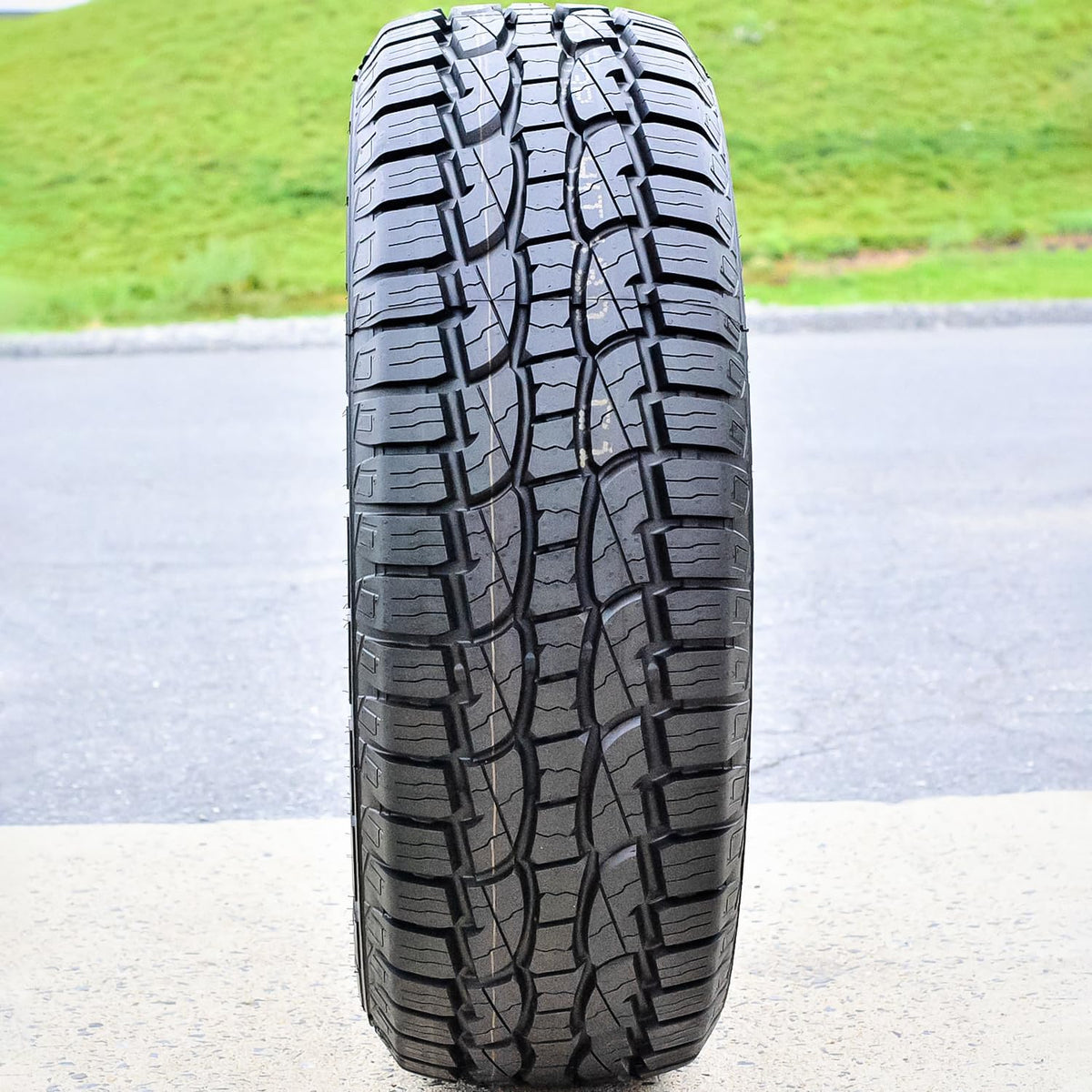 265/70R18 124S Tires A184