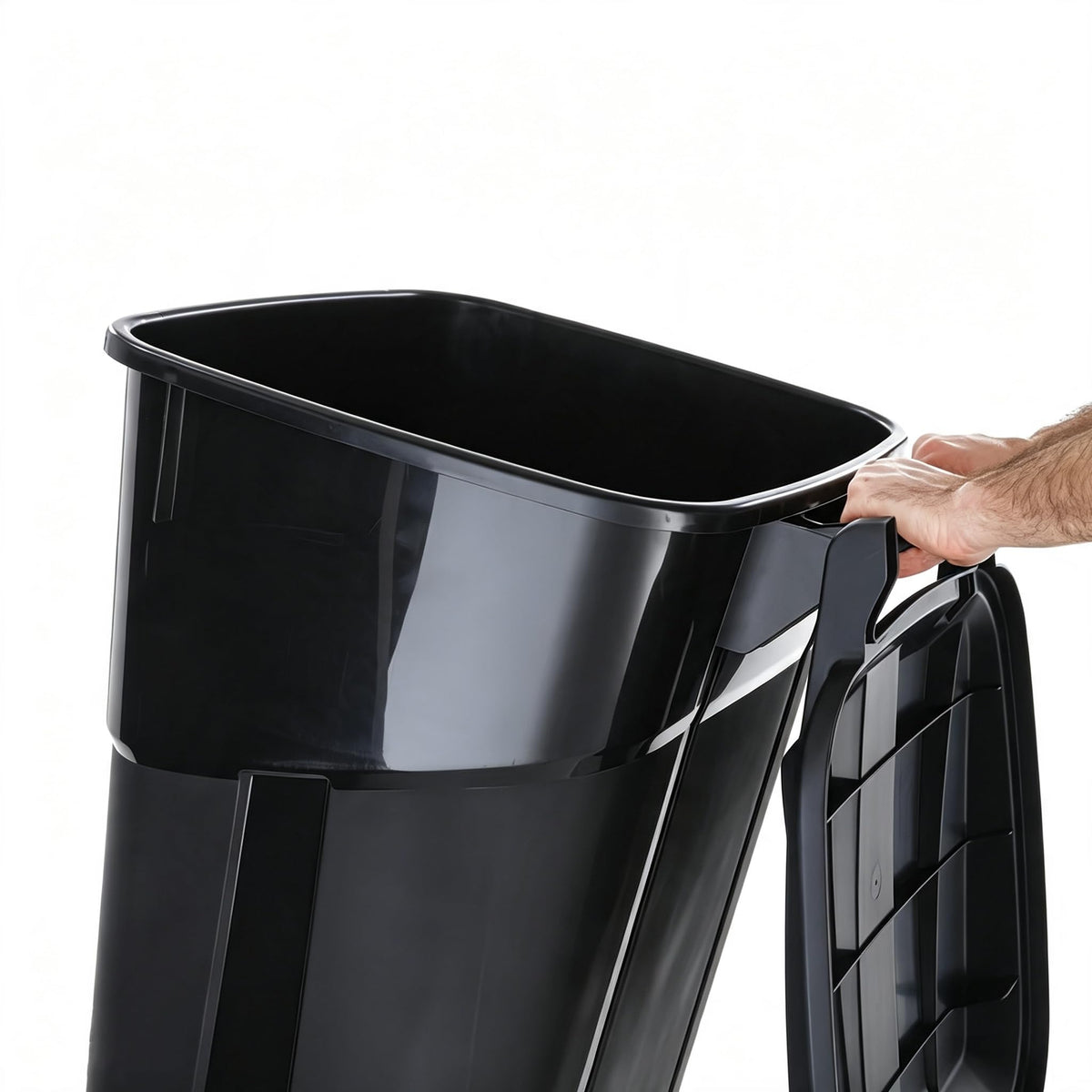 32 Gallon Black Plastic Wheeled Trash Can with Lid T472919